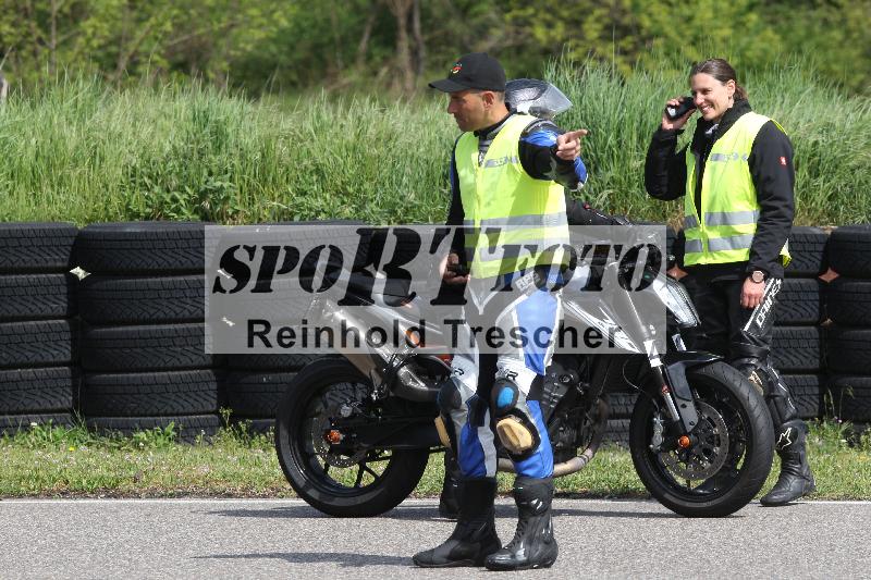 /Archiv-2025/10 23.04.2025 Cornu Master School ADR/gruen-vert/40